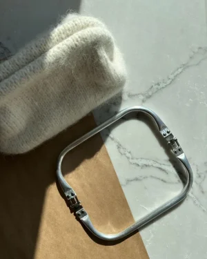 Frame for small clutch PetiteKnit
